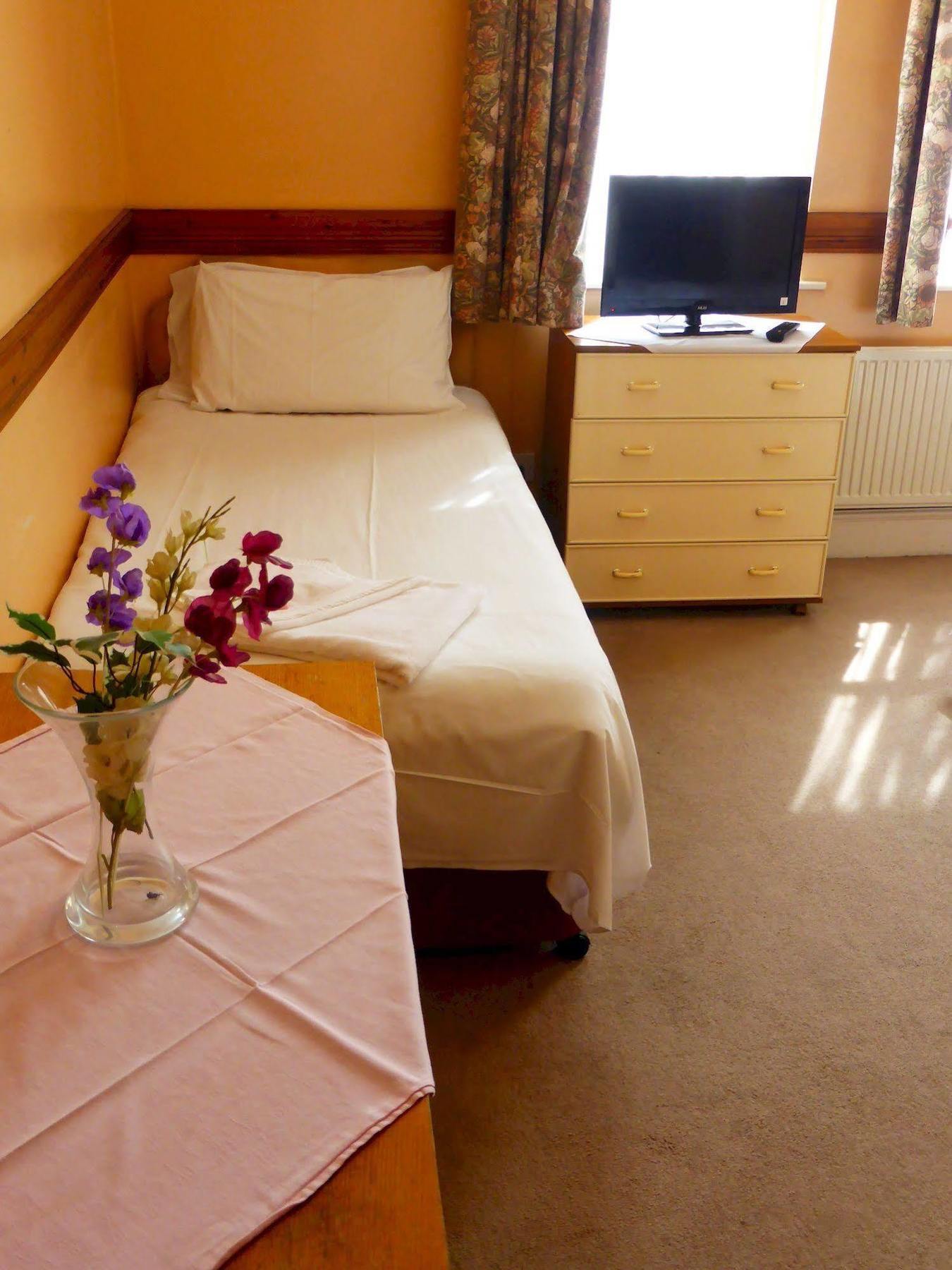 Hotel Dinara Бирмингам Екстериор снимка